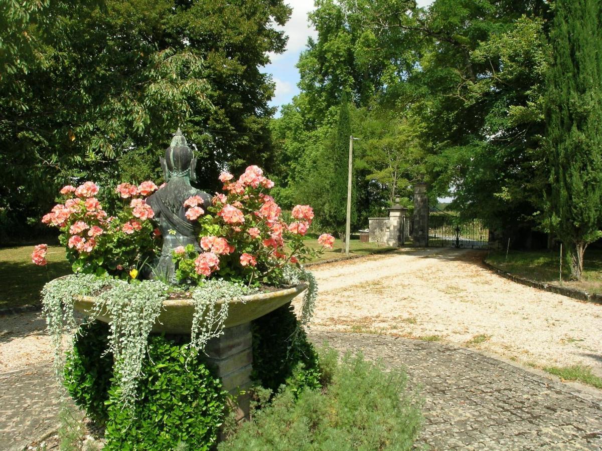 Chateau Du Bourbet Cherval Екстериор снимка