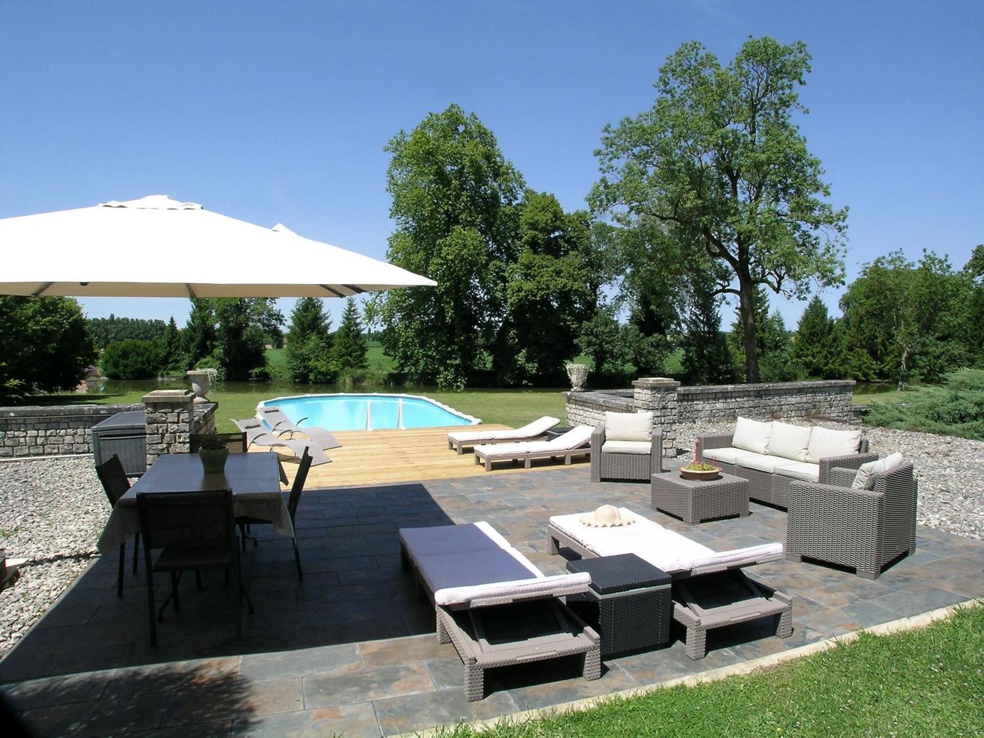 Chateau Du Bourbet Cherval Екстериор снимка