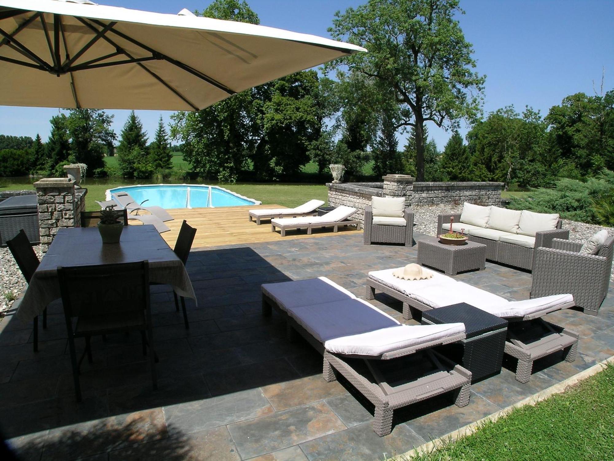 Chateau Du Bourbet Cherval Екстериор снимка